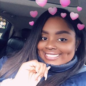 Meet your Posher, Naya